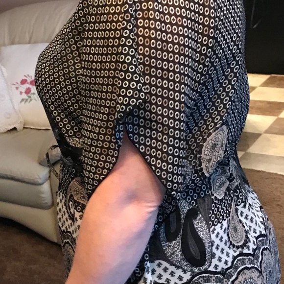 Brown patterned sheer top - Picture 3 of 4